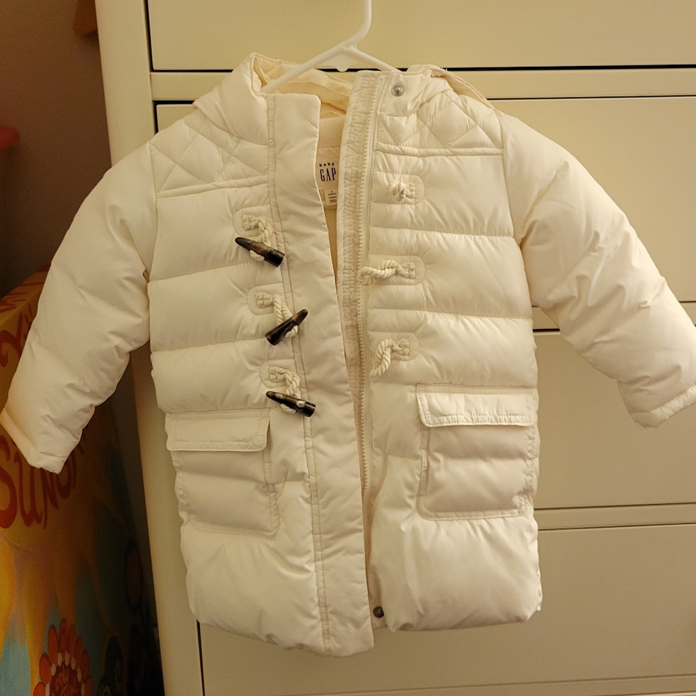 GAP  long puffer jacket size 4 T